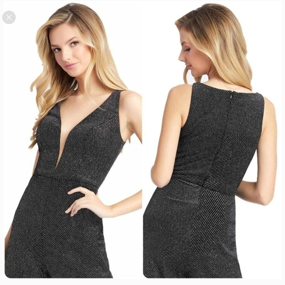 MAC DUGGAL Sleeveless V Neck Plunge Velvet Wide Leg Formal Jumpsuit Black Size 2 - Picture 3 of 12